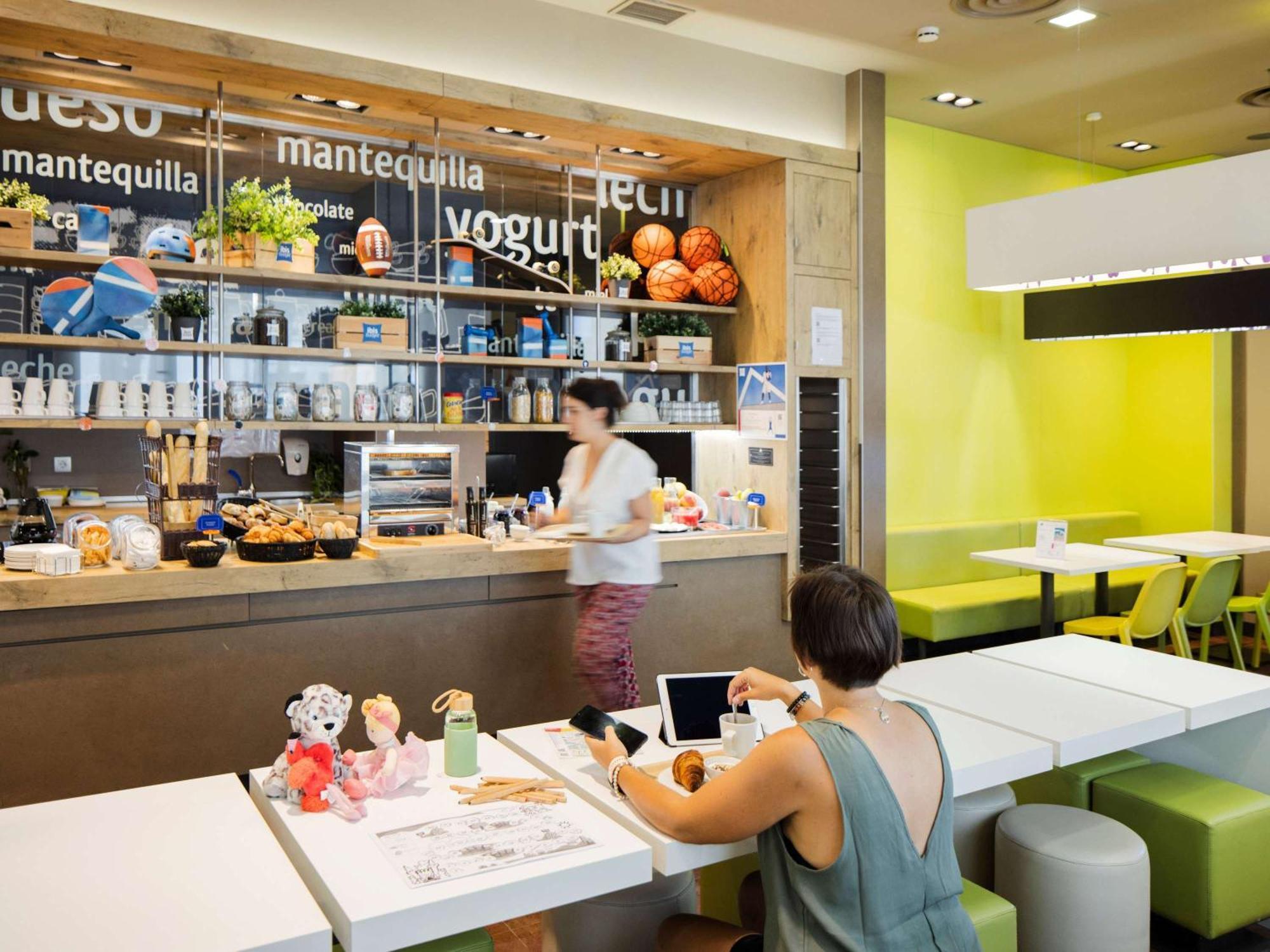 Ibis Budget Sevilla Aeropuerto Exteriér fotografie