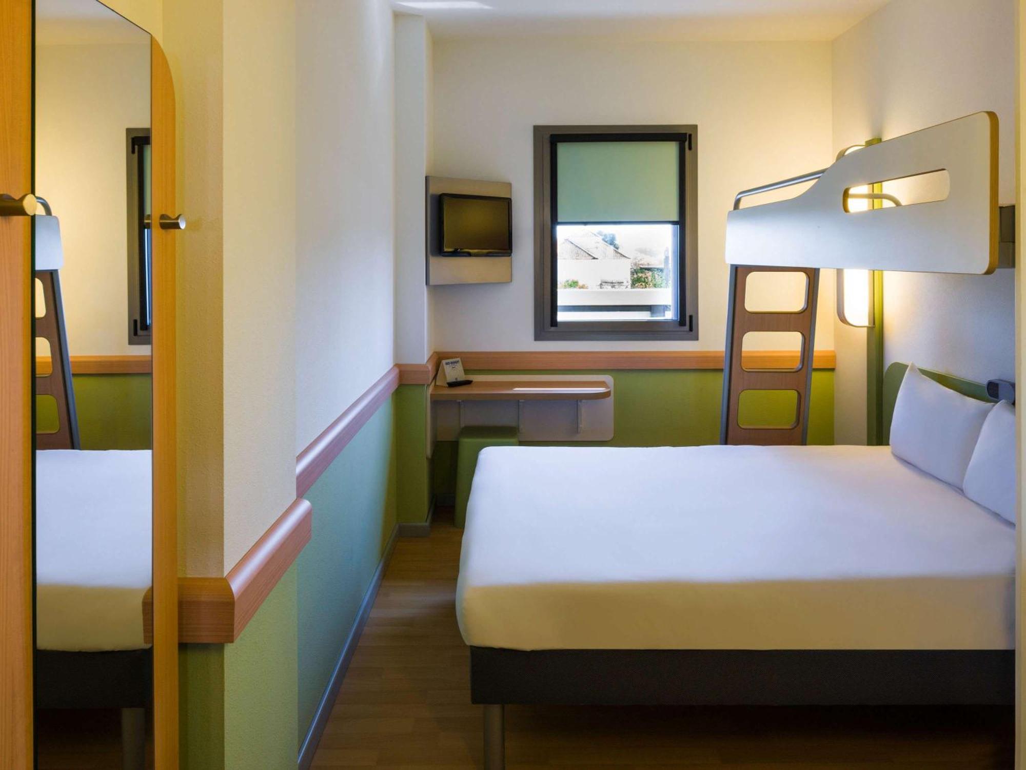 Ibis Budget Sevilla Aeropuerto Exteriér fotografie