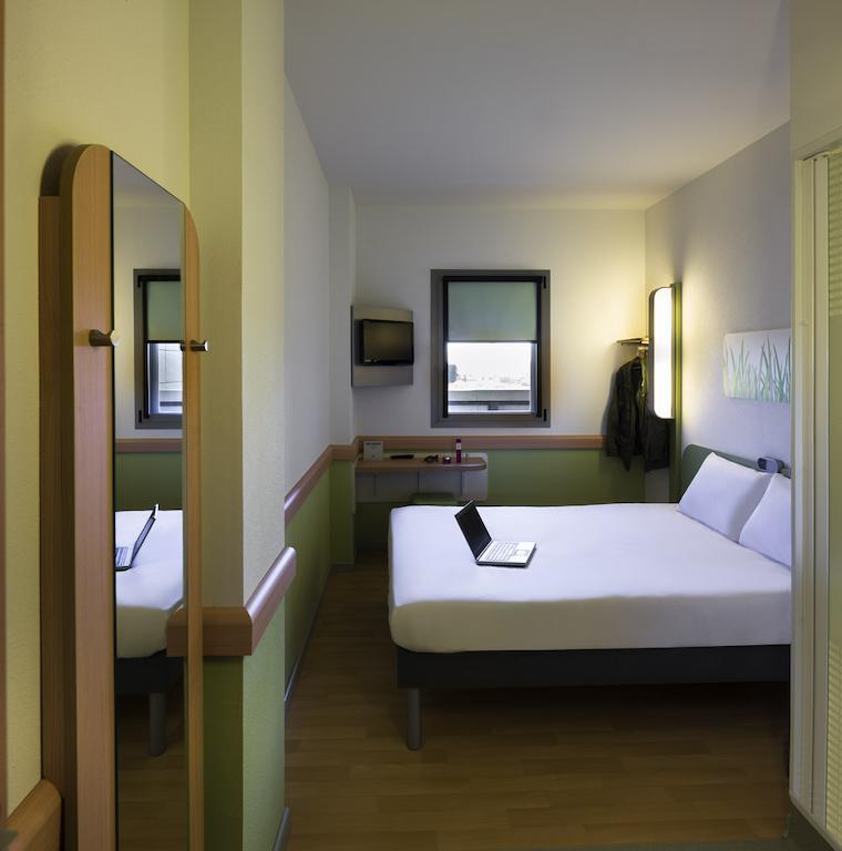 Ibis Budget Sevilla Aeropuerto Pokoj fotografie