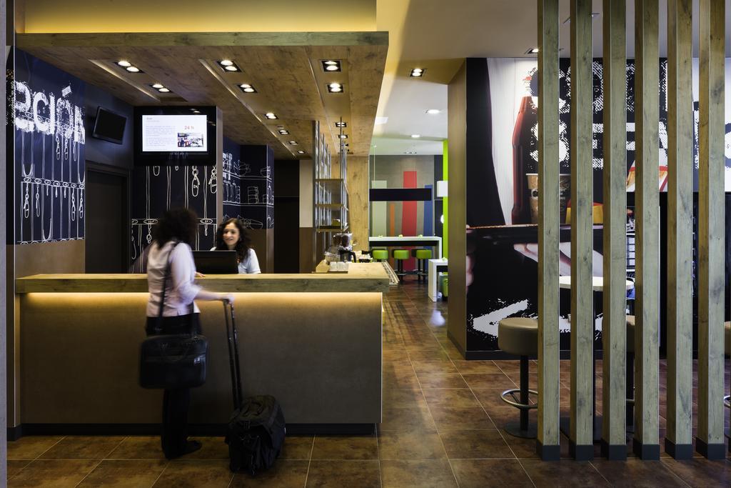 Ibis Budget Sevilla Aeropuerto Exteriér fotografie