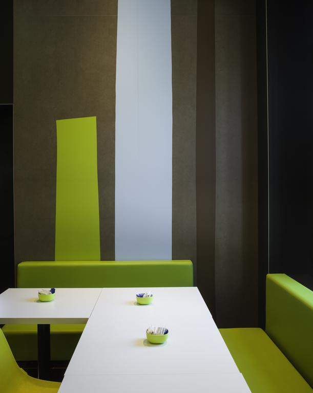 Ibis Budget Sevilla Aeropuerto Exteriér fotografie